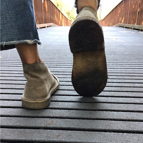 🫶🏽 CLARKS DESERT CHUKKA BOOTIES 🫶🏽 - Picture 10 of 14